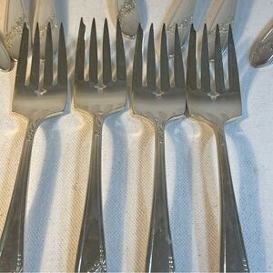 12 salad forks Oneida Tudor Plate QUEEN BESS II Vintage 1946 Silver Plate